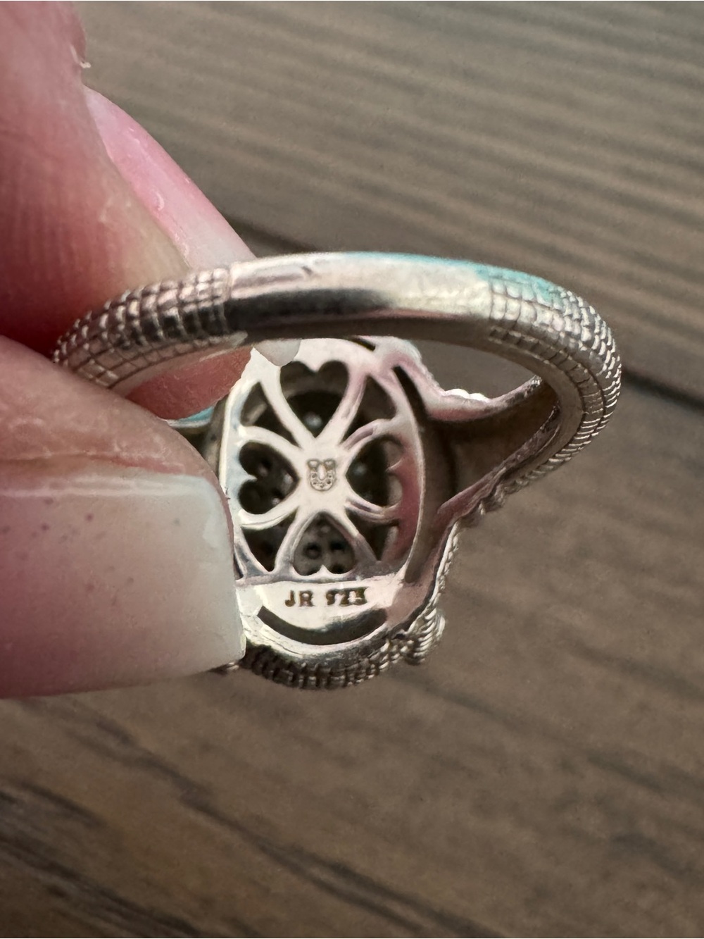 Judith Ripka Silver Pavé Oval Cluster Ring - Picture 6 of 6